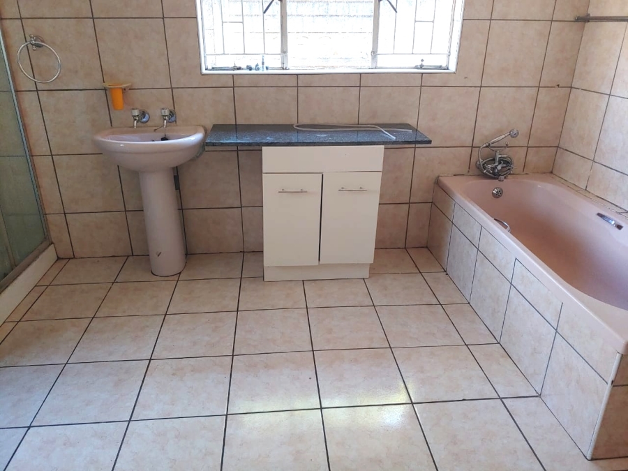 3 Bedroom Property for Sale in Mooinooi North West